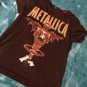 Metallica t shirt